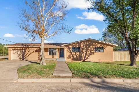 612 Maurer Street, Anton, TX 79313