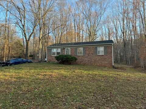 2090 Richmond Highway, Gladstone, VA 24553