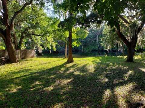 7806 N 14TH STREET, TAMPA, FL 33604