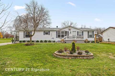 126 E Maple, Saint Charles, MI 48655