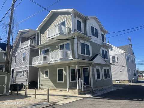 73 Channel Way, Lavallette, NJ 08735