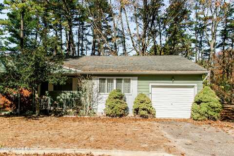 3 New Hampshire Lane, Whiting, NJ 08759