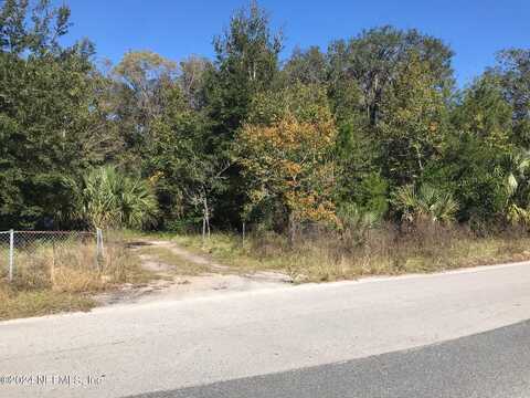 2706 CECILLE Avenue, Palatka, FL 32177