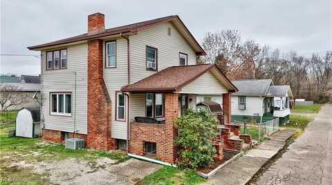 314 N Center Street, Uhrichsville, OH 44683