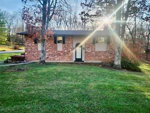 605 Northlake Drive, Vincent, OH 45784