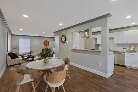 7861 Meadow Park Drive, Dallas, TX 75230