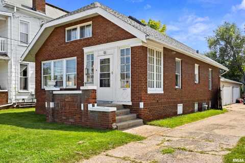 704 W GIFT Avenue, Peoria, IL 61604