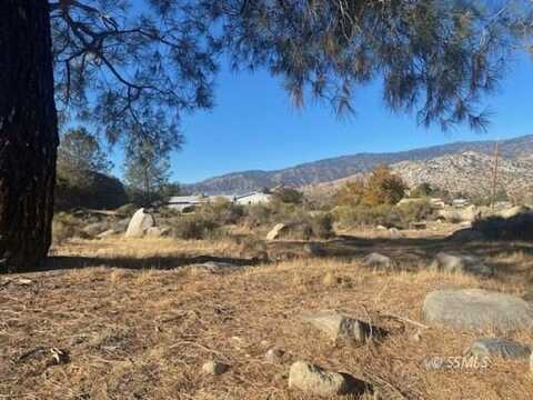 Commercial AVE, Lake Isabella, CA 93240