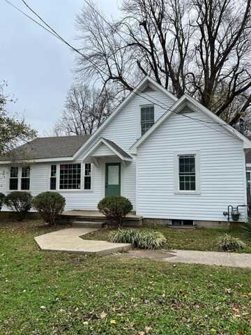 408 College Street, Greenville, KY 42345