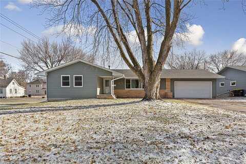 216 Abbot Avenue SW, Madelia, MN 56062