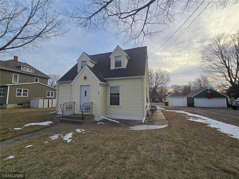 35 Linden Avenue S, Maple Lake, MN 55358