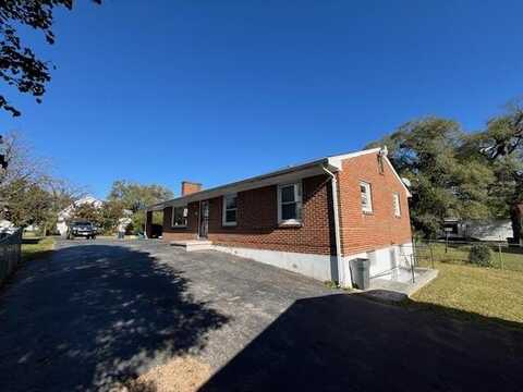 1910 Mercer AVE NW, Roanoke, VA 24017