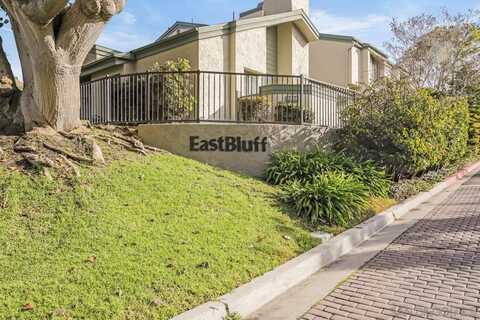 3211 Caminito Eastbluff, La Jolla, CA 92037