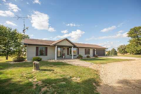 1095 Rock Cut Road, Hazel Green, WI 53811