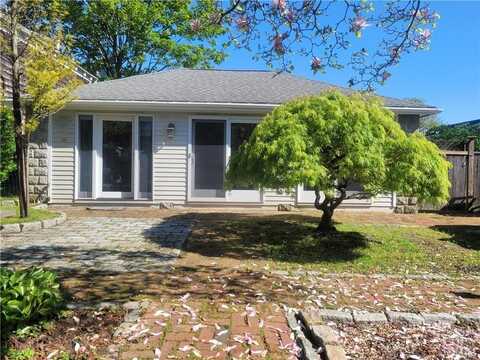 4 LaSalle Place, Newport, RI 02840