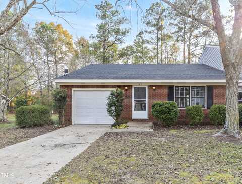 132 Rollingwood Drive, Dunn, NC 28334