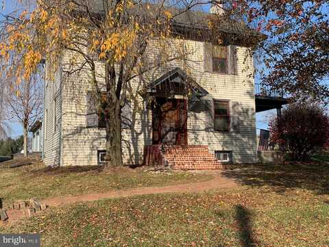 101 MAIN STREET, WILLOW STREET, PA 17584