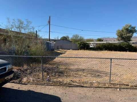 2043 Hualapai Drive, Bullhead City, AZ 86442