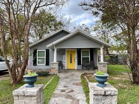 302 S Kaufman Street, Mexia, TX 76667