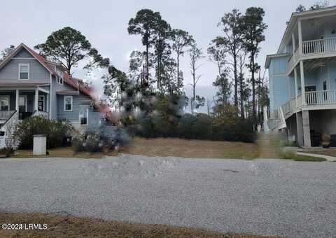 12 Wilderness Drive W, Beaufort, SC 29907
