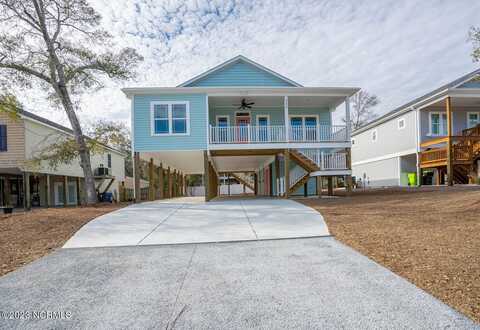 117 NW 17 Street, Oak Island, NC 28465