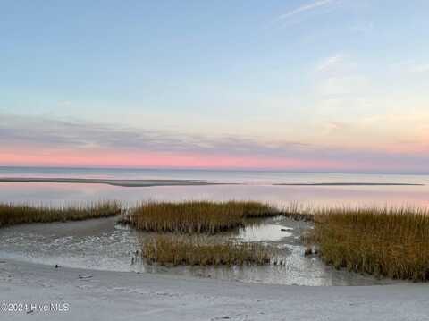 270 Soundview Drive, Cedar Island, NC 28520