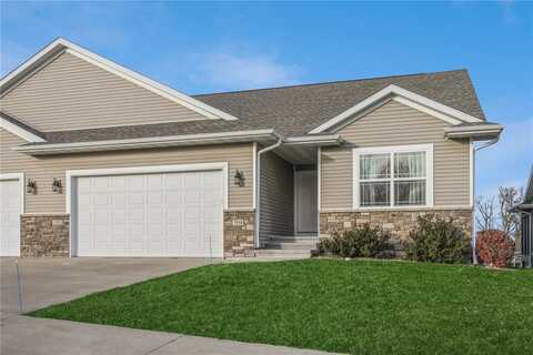 3518 Pioneer Ave SE, Cedar Rapids, IA 52403