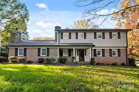 709 1st Avenue N, Conover, NC 28613