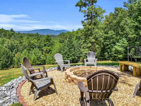 354 Log Cabin Lane, Mill Spring, NC 28756