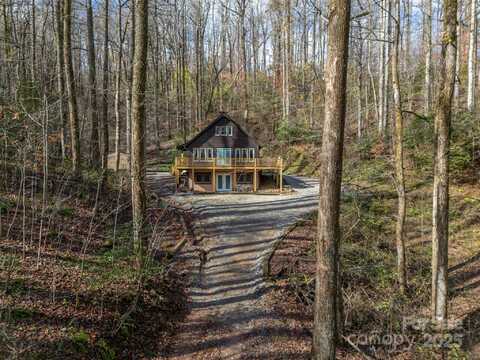 103 Orchard Mountain Road, Saluda, NC 28773