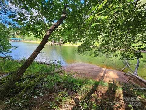 1366 Lake Vista Drive, Valdese, NC 28690