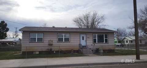 1802 Gordon St, Miles City, MT 59301