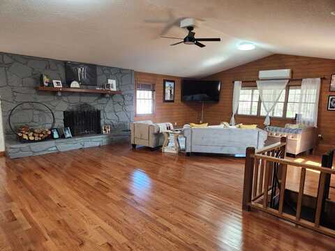 55 Horizon Drive, Franklin, NC 28734