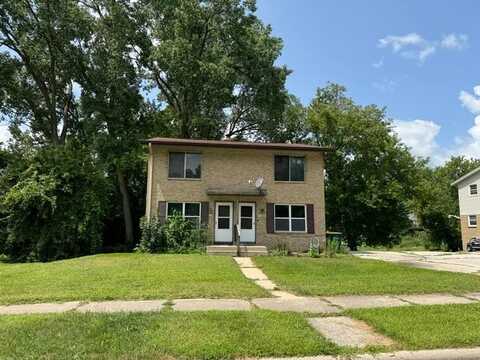 12281230 N 9TH AVENUE, West Bend, WI 53090