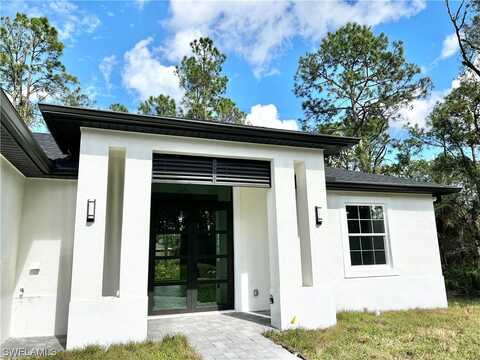 2003 Roosevelt Avenue, Alva, FL 33920