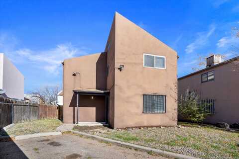 1817 Ash Court SE, Albuquerque, NM 87106