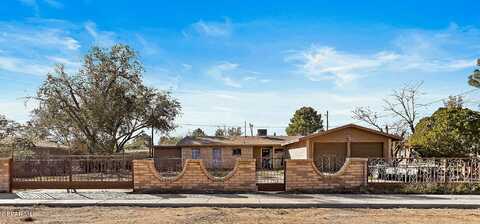 10354 Manzana Road, El Paso, TX 79927