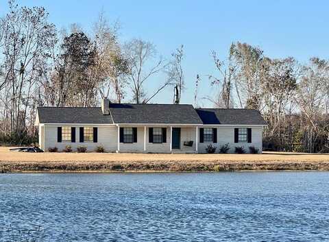 10 Roberts Lane, Hazlehurst, GA 31539