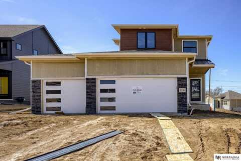 12106 S 111th Avenue, Papillion, NE 68046