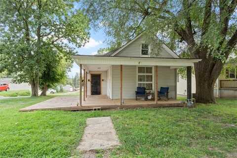 1007 Ottawa Street, Leavenworth, KS 66048