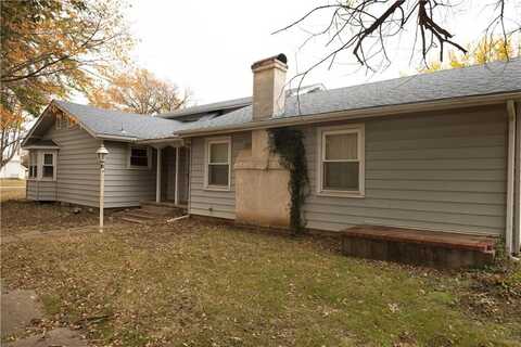 207 N Elm Street, Coffeyville, KS 67337