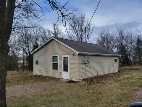 1478 195th Avenue, Spirit Lake, IA 51360