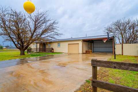 1521 1st Street, Petersburg, TX 79250