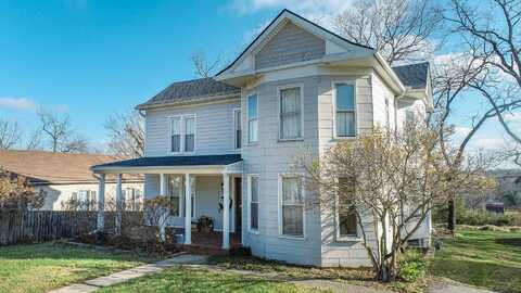 646 Higgins Avenue, Paris, KY 40361