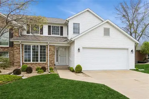 3629 Timberline Dr NE, Cedar Rapids, IA 52402