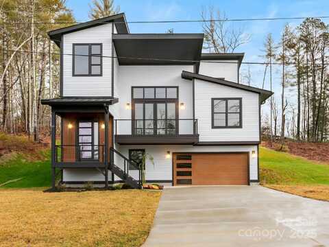 43 Reta Road, Fairview, NC 28730