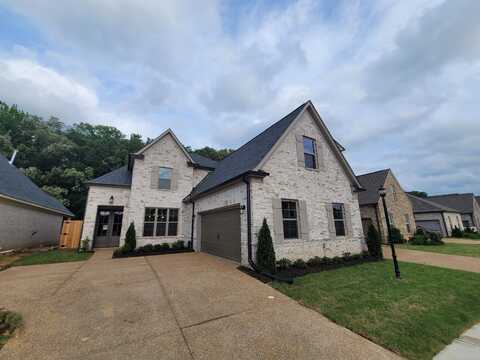 584 HOLDEN, Cordova, TN 38018