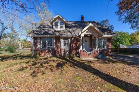 367 E Forest Avenue, Jackson, TN 38301