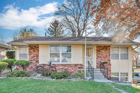 6614 Lincoln Avenue, Windsor Heights, IA 50324