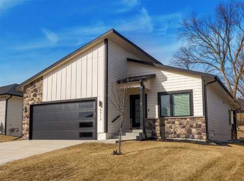 5717 Wolcott Circle, Des Moines, IA 50321